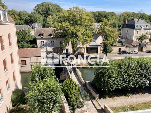 Location Studio 11.9 m² - 4 RUE DE LA BRECHE Chartres 28000