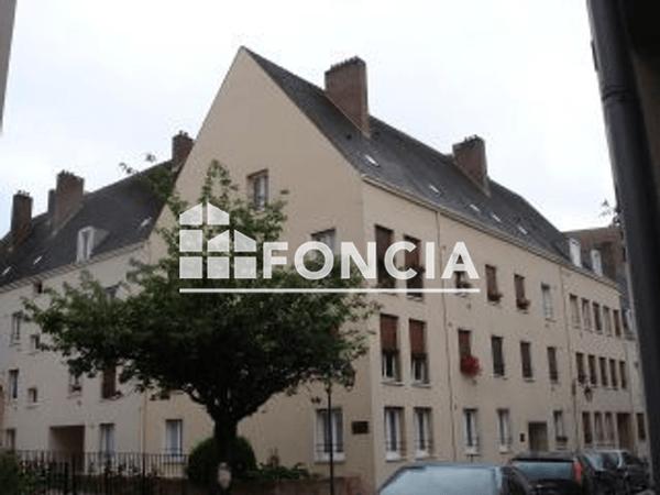 Location Studio 11.9 m² - 4 RUE DE LA BRECHE Chartres 28000