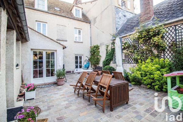 Maison à vendre 9 pièces 285 m² Houdan