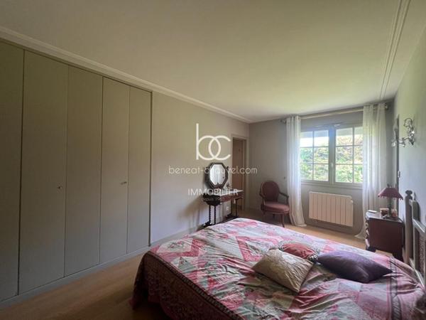 SARZEAU Maison 6 pièces 168 m²
