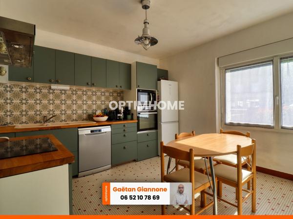 Maison familiale en pierre 234 m² avec grand jardin - Bort-Les-Orgues (19)