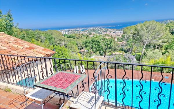 Maison à vendre    6 pièces • 270,15 m2 Vallauris