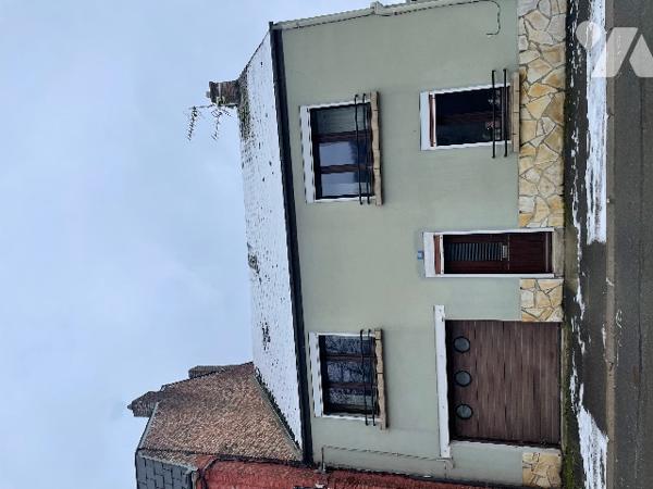 MAISON MITOYENNE DES DEUX COTES, A RENOVER, COMPRENANT