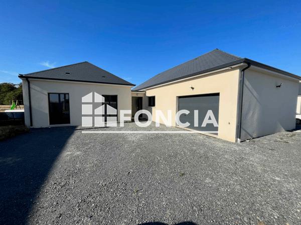 Location Maison 5 pièces 138.7 m² - 51 RUE DE LA ROQUILLE Veigne 37250