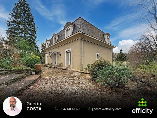 Maison 5 pièces - 221 m²