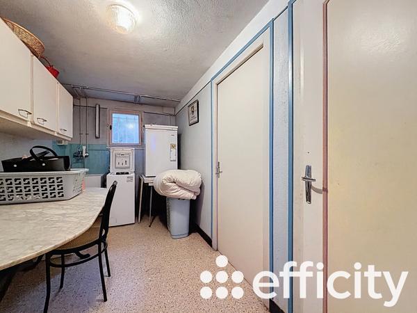 Maison 5 pièces - 221 m²