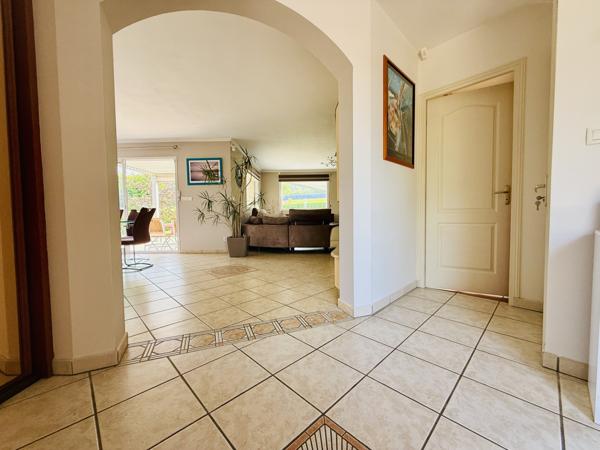 Etaux (74800) Villa de 202 m2 au coeur du village