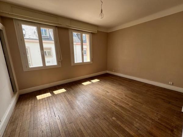 A LOUER : A Lorient - appartement en hyper-centre - 126m²