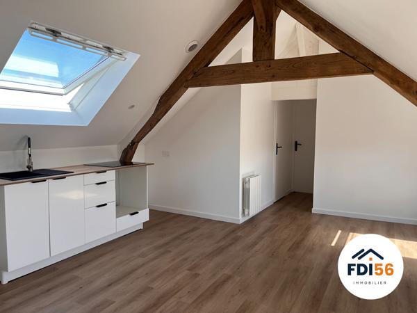A VENDRE LORIENT - T3 ENTIEREMENT RENOVE -DERNIER ETAGE - PETITE COPROPRIETE , Lorient
