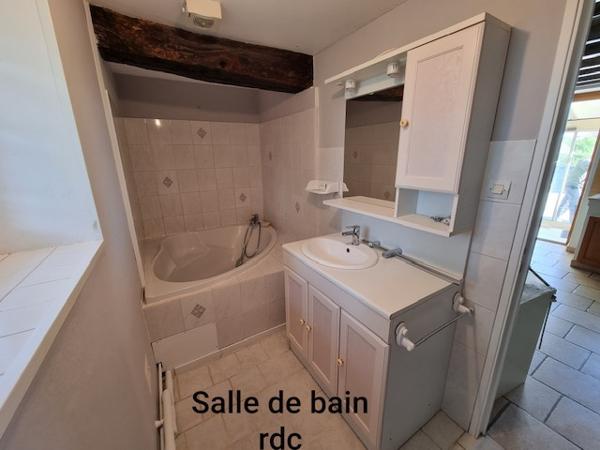 Brécy (18220) Maison de Type Longère 5 pièces sur Parcelle Arborés de 2400m2