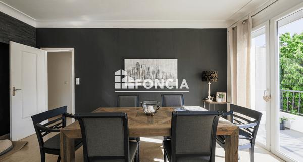 À vendre Maison 12 pièces 312 m² - ÉChirolles 38130