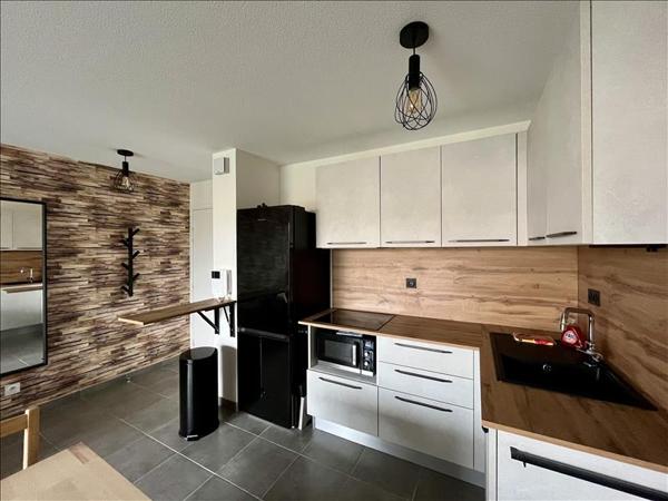 Appartement à louer 726 € CC TOURNEFEUILLE 2 p 40 m² DPE C