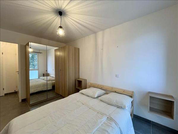 Appartement à louer 726 € CC TOURNEFEUILLE 2 p 40 m² DPE C
