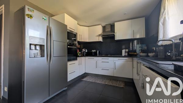 Maison à vendre 6 pièces 190 m² Sainte-Eulalie