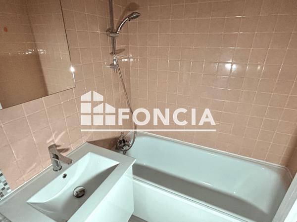 Location Studio 27.6 m² - 2 RUE DU VIVARAIS Vandoeuvre-les-nancy 54500