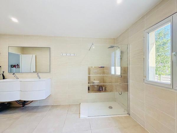 Maison 2 chambres centre ville Oissery