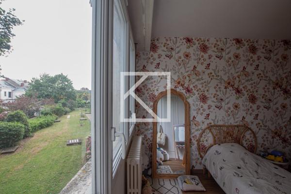 Appartement de charme avec grand balcon et garage