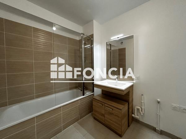 Location Appartement 3 pièces 61 m² - 4 RUE MARCELINE DESBORDES VALMORE Grenoble 38000