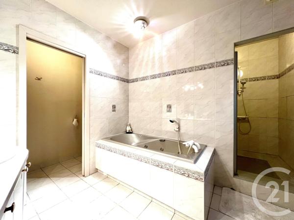 Maison à vendre  9 pièces - 360 m2 MONTFERMEIL - 93