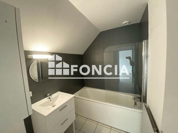 Location Appartement 4 pièces 71.38 m² - 43, RUE JOANNY AUGE Roanne 42300