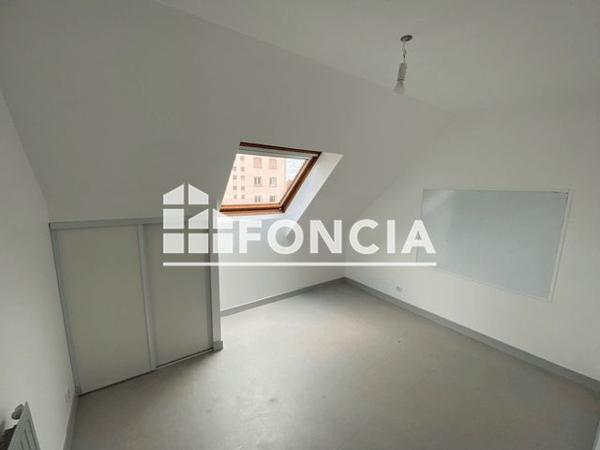 Location Appartement 4 pièces 71.38 m² - 43, RUE JOANNY AUGE Roanne 42300