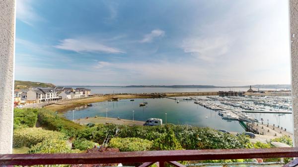 Dpt Finistère (29), à vendre CAMARET SUR MER, Maison P6 avec vue imprenable sur le port et la plage
