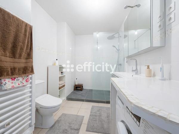 Appartement
         3 pièces
        - 55 m² Exclusivité 109 000 € *