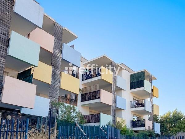 Appartement
         3 pièces
        - 55 m² Exclusivité 109 000 € *