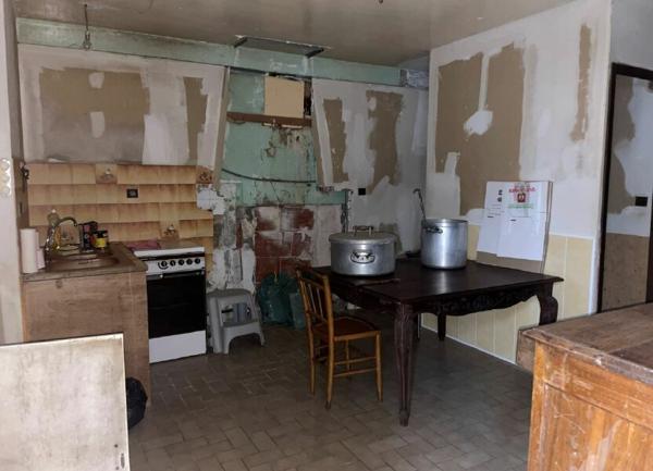 Maison à vendre    3 pièces •  Plounévez-Quintin