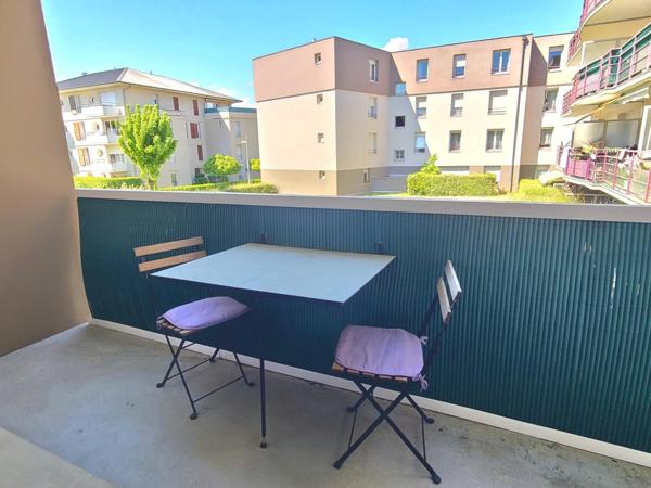 2 pièces - 50 m² avec balcon - cave - garage