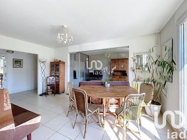 Appartement 4 pièces de 76 m² à Châtenay-Malabry (92290)