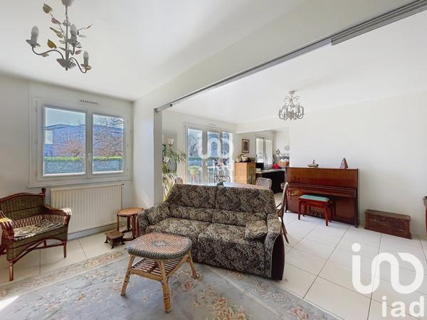 Appartement 4 pièces de 76 m² à Châtenay-Malabry (92290)