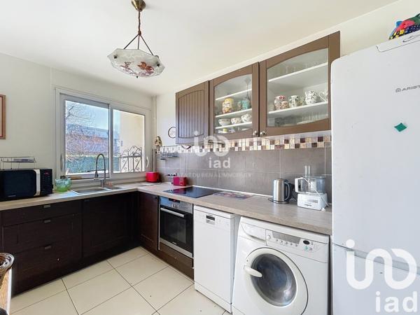 Appartement 4 pièces de 76 m² à Châtenay-Malabry (92290)