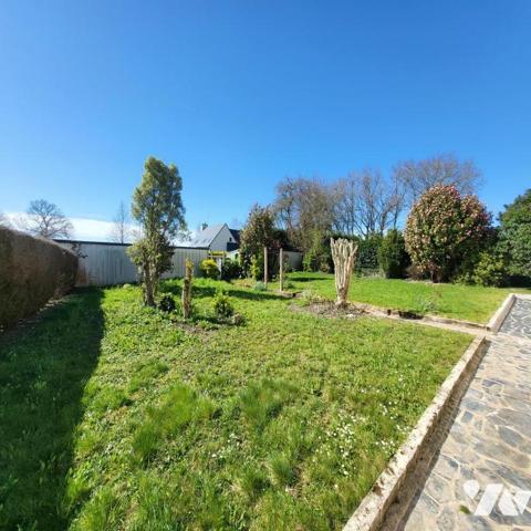 Maison d'habitation à vendre dans le centre de Châteauneuf du Faou, Finistère 29