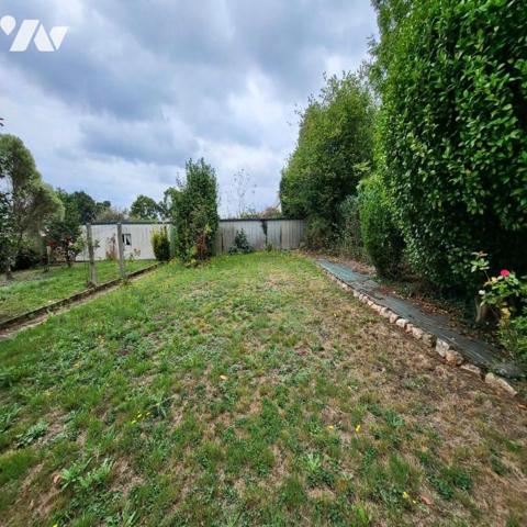 Maison d'habitation à vendre dans le centre de Châteauneuf du Faou, Finistère 29