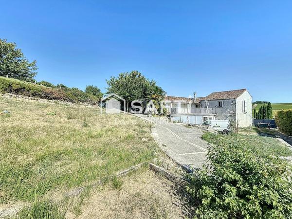 Maison en pierre de 170 m² au cœur de la campagne