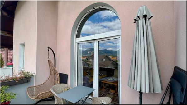 Appartement à vendre 2 pièces SEGNY (01) Duplex dernier étage avec terrasse et vue Jura - Ségny centre