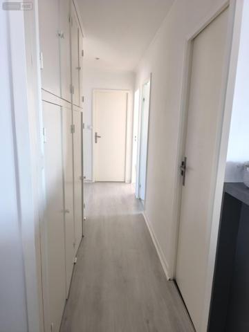 Appartement meublé à louer à Bourg-en-Bresse dans l'Ain (01000), ref : T4 Le PEGUY Appt entièrement MEUBLE   
Reyssouze