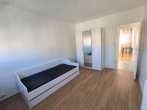 Appartement meublé à louer à Bourg-en-Bresse dans l'Ain (01000), ref : T4 Le PEGUY Appt entièrement MEUBLE   
Reyssouze