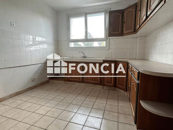 Location Appartement 3 pièces 60 m² - 9 ROUTE DE SCAER Gourin 56110