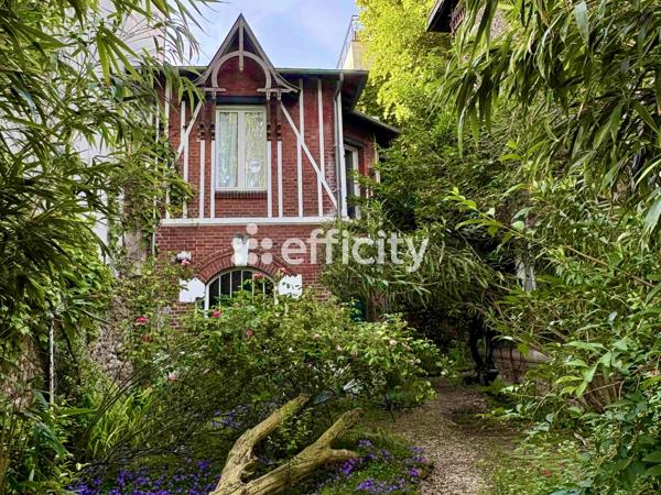 Maison
         3 pièces
        - 64 m² Exclusivité 725 000 € *