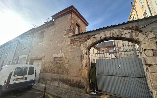 Immeuble à vendre    5 pièces •  Agen