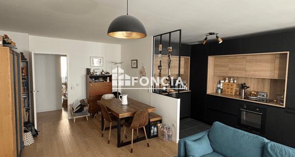 Location Appartement 4 pièces 87.59 m² - Le Plessis-robinson 92350