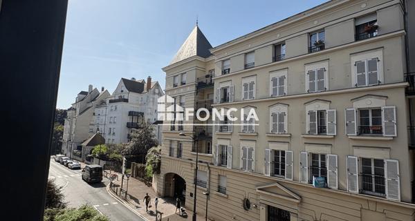 Location Appartement 4 pièces 87.59 m² - Le Plessis-robinson 92350