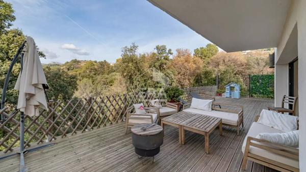Superbe maison familiale clé en main avec vue nature à Cagnes-sur-Mer