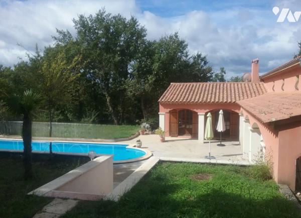 Villa 8 pièces 212m²