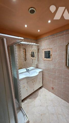 Villa 8 pièces 212m²