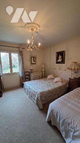 Villa 8 pièces 212m²