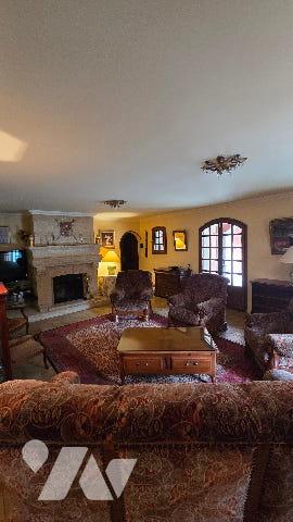 Villa 8 pièces 212m²