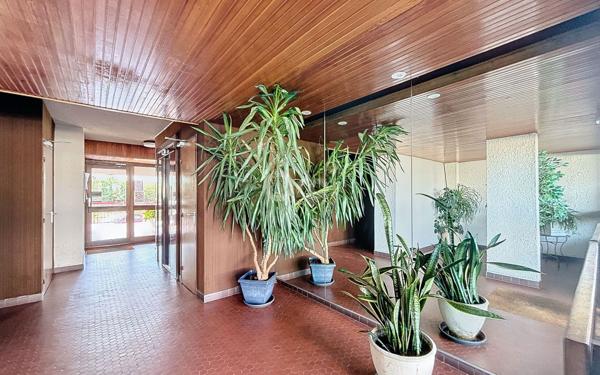 Appartement à vendre    1 pièce • 30 m2 Panazol